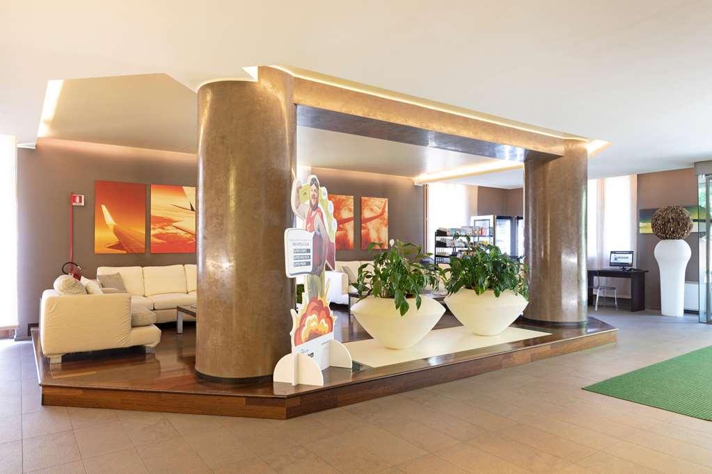 B&B Hotel Malpensa Lago Maggiore Веригате Интериор снимка