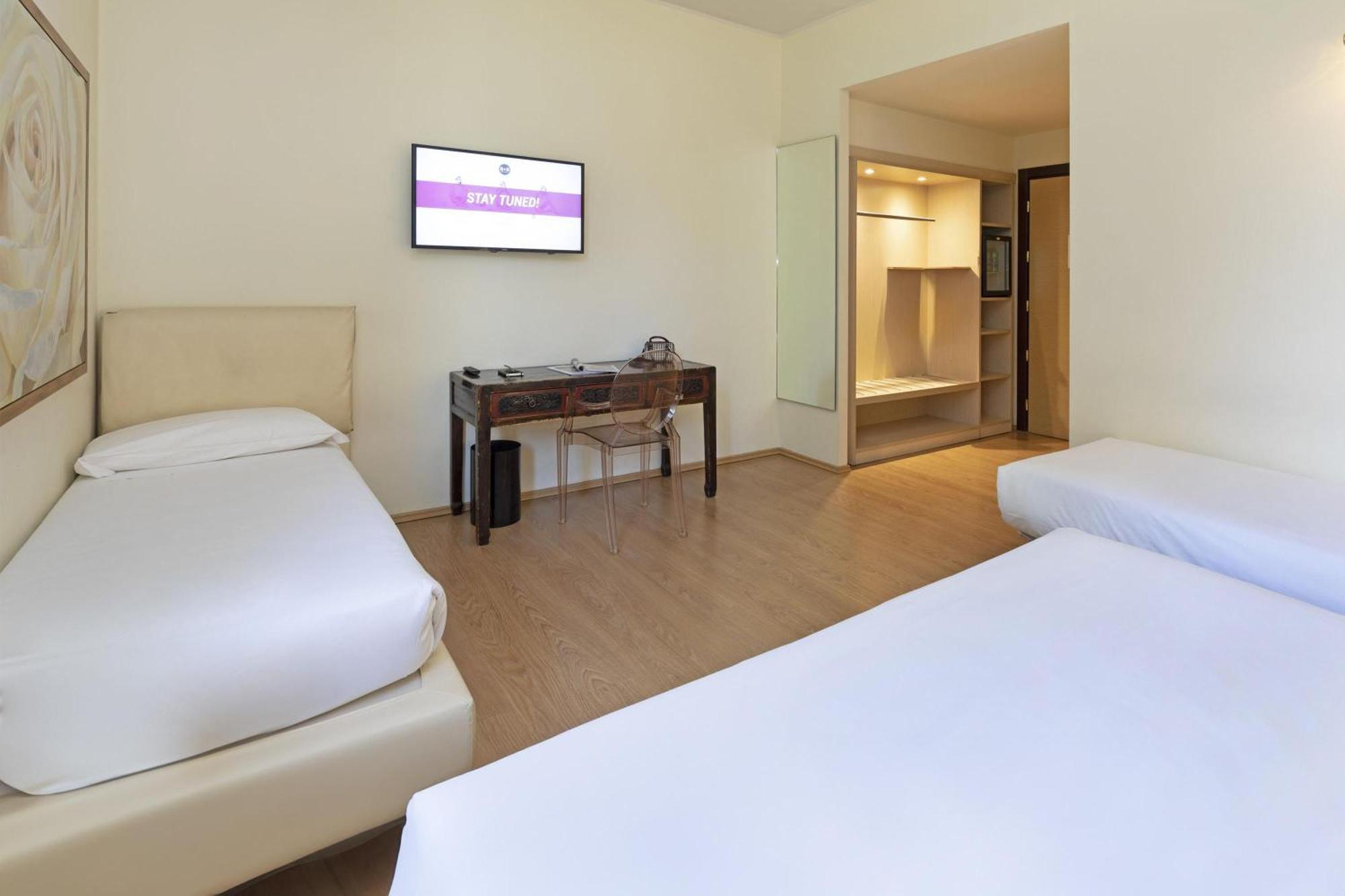B&B Hotel Malpensa Lago Maggiore Веригате Екстериор снимка