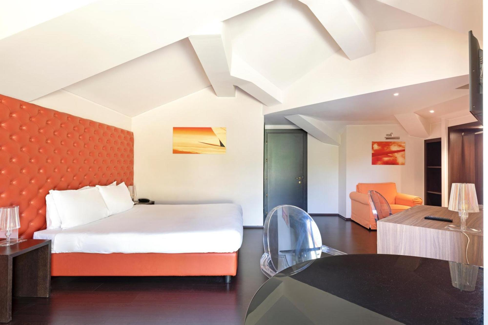 B&B Hotel Malpensa Lago Maggiore Веригате Екстериор снимка