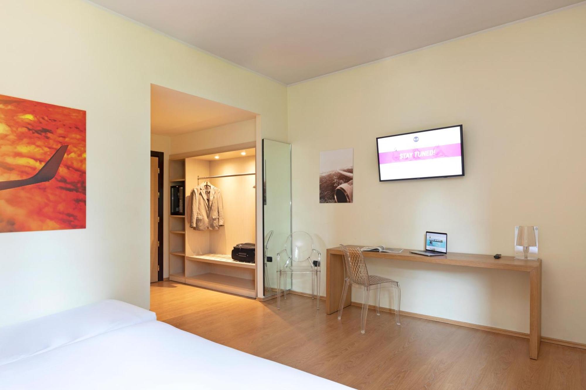 B&B Hotel Malpensa Lago Maggiore Веригате Екстериор снимка